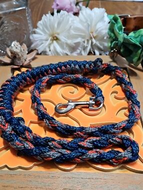 Hand Crafted Hand Braided Thick Paracord Dog Training Leash NEW
